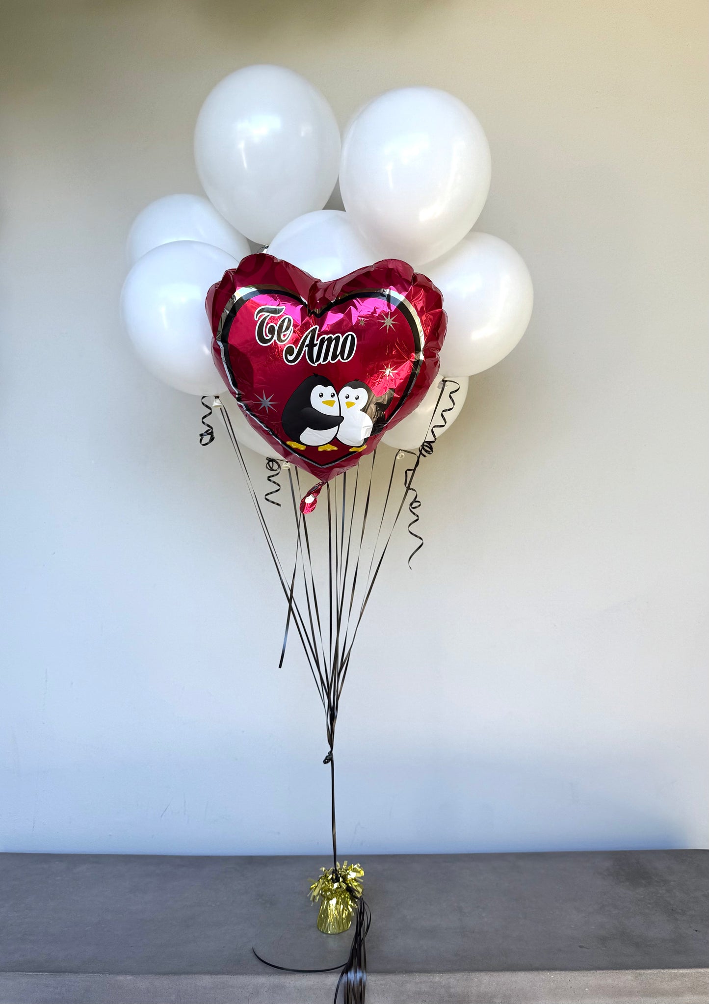 I Love You/Te Amo White Penguin Bouquet