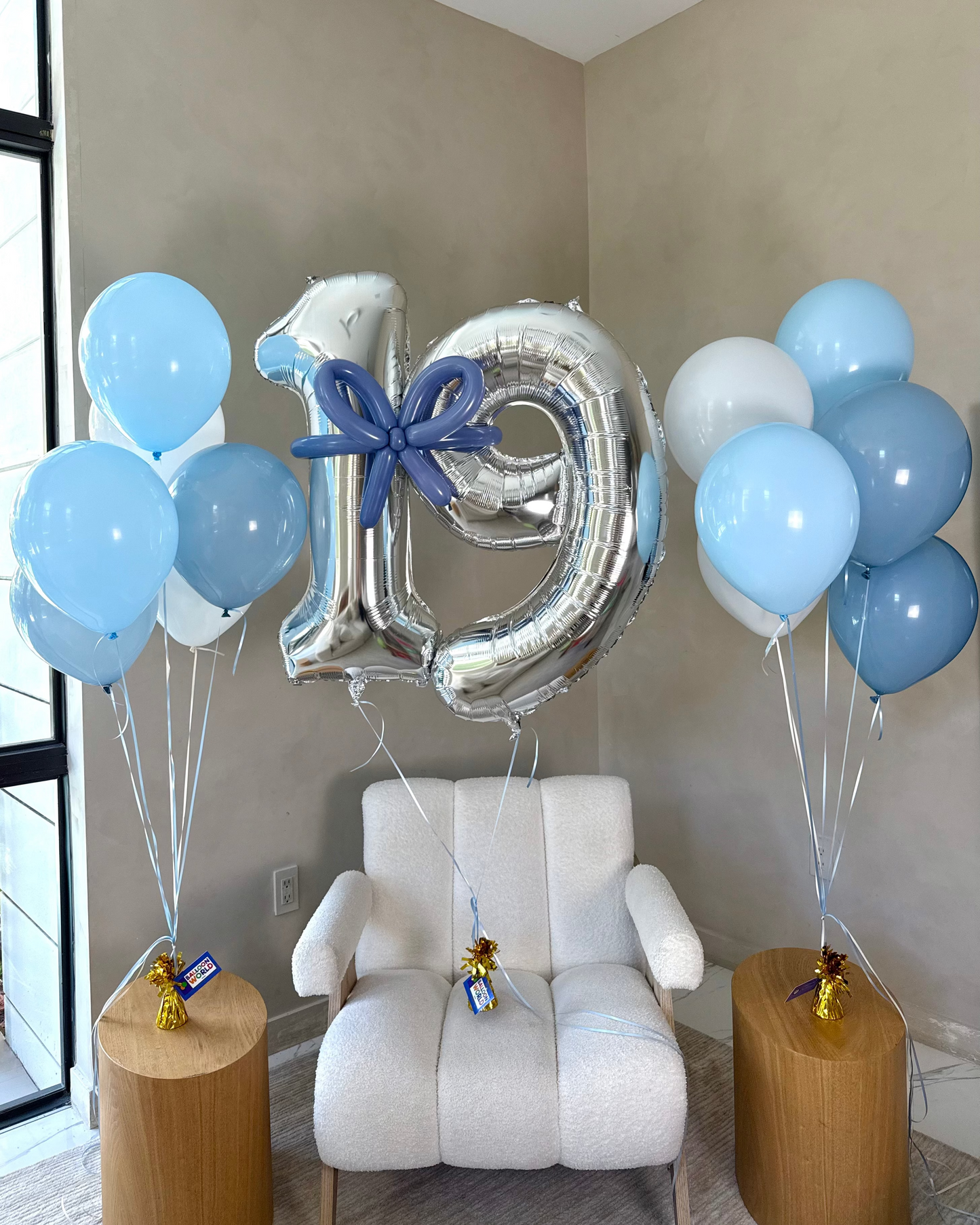 Giant Number With 2 Bouquets Of 6 Helium Balloons