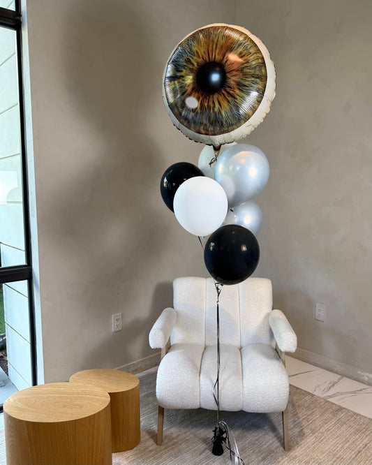 Giant Eye Ball Halloween Balloon Bouquet With 6 Balloon Bouquet With Weight