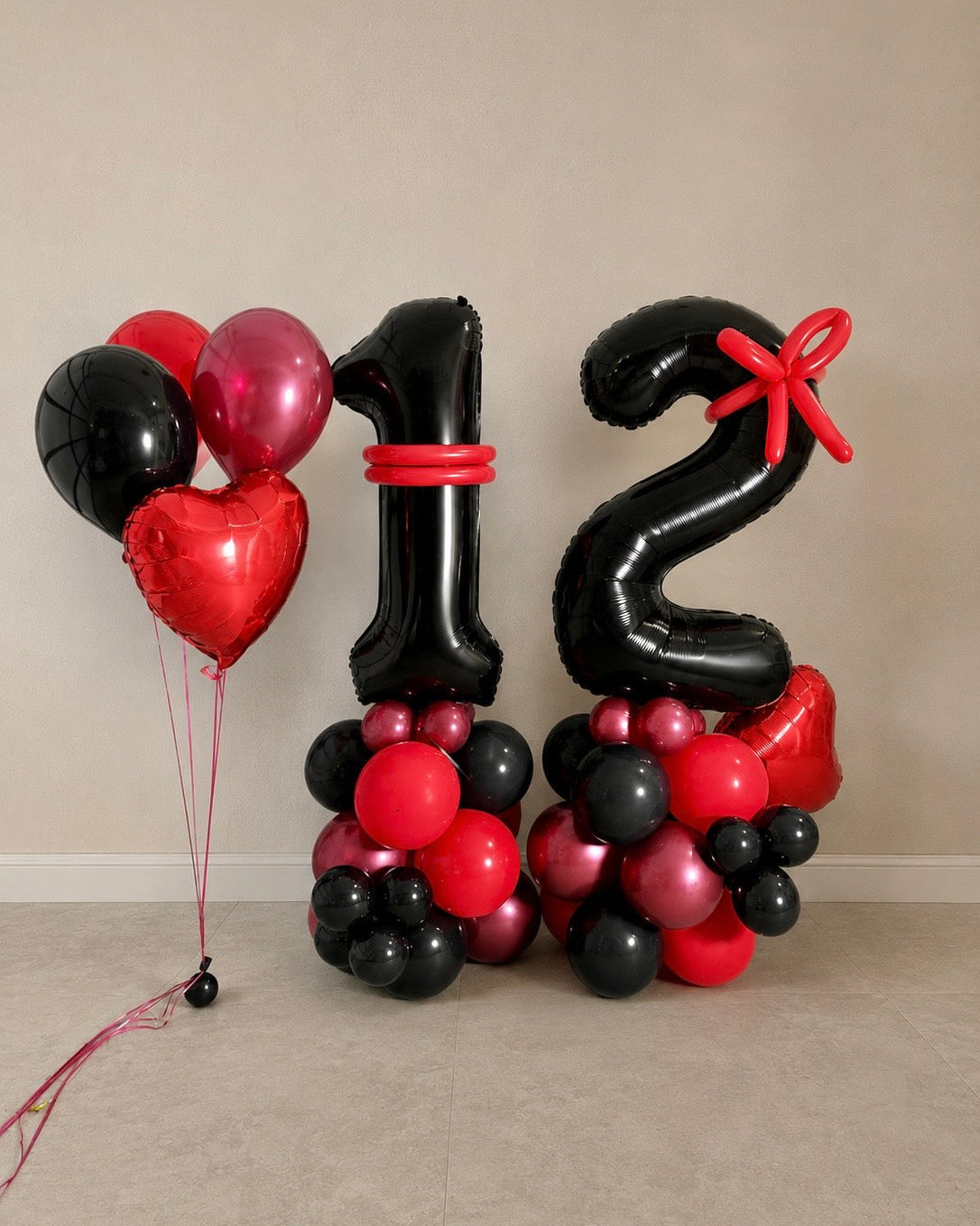 Double Giant Number Balloon Structure With Bouquet