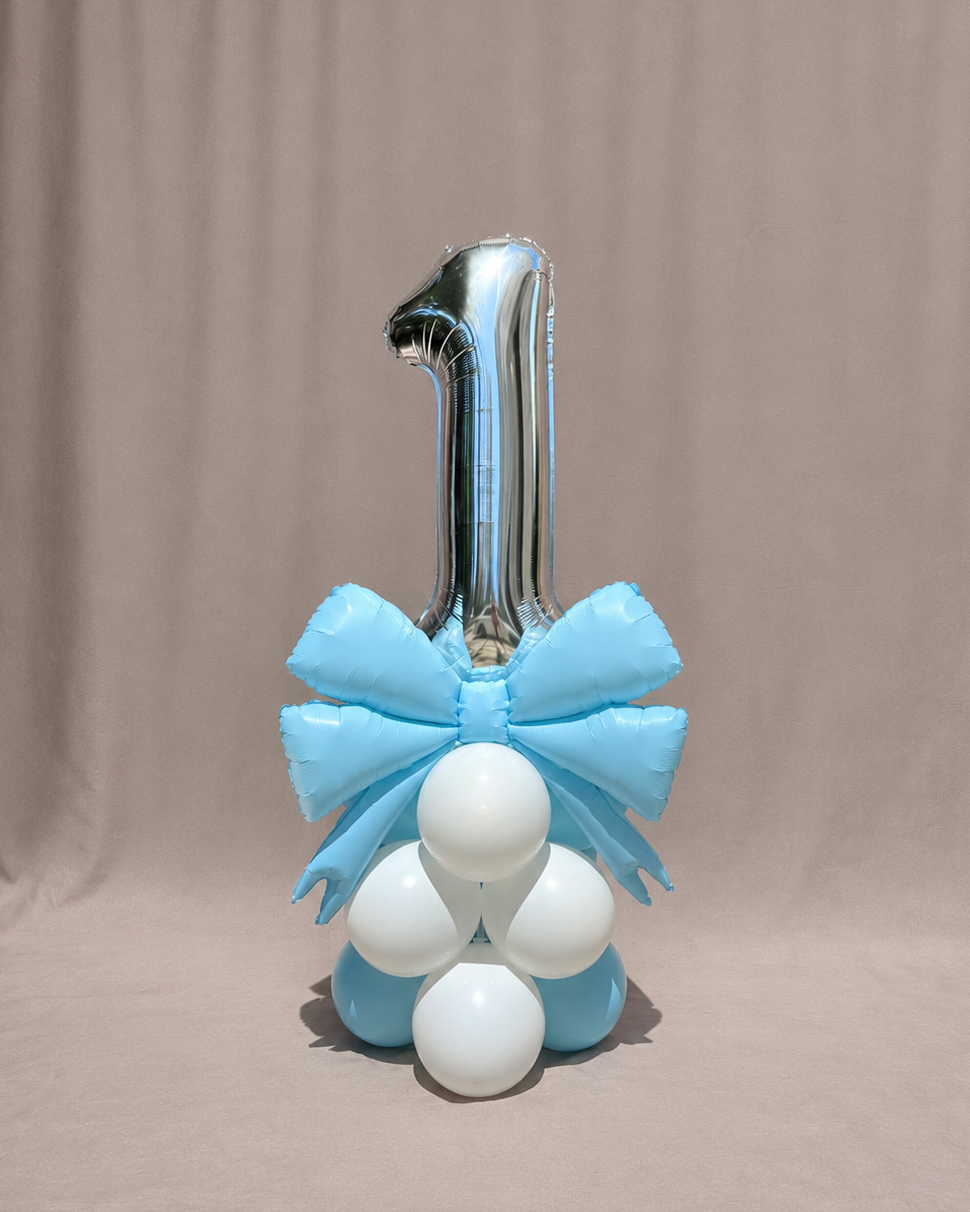 Giant Number Balloon Structure With Bow