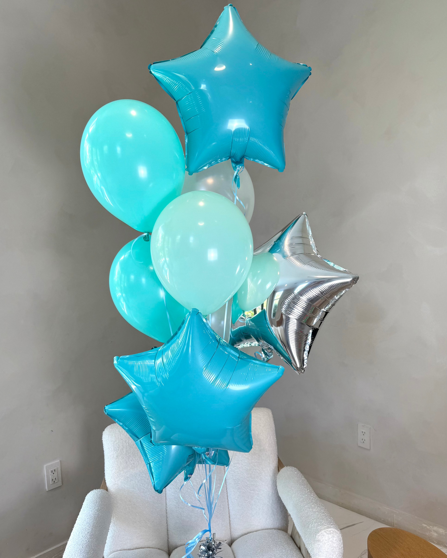 Mixed Blue Teal Turquoise Latex and Foil Stars Balloon Bouquet With Weight