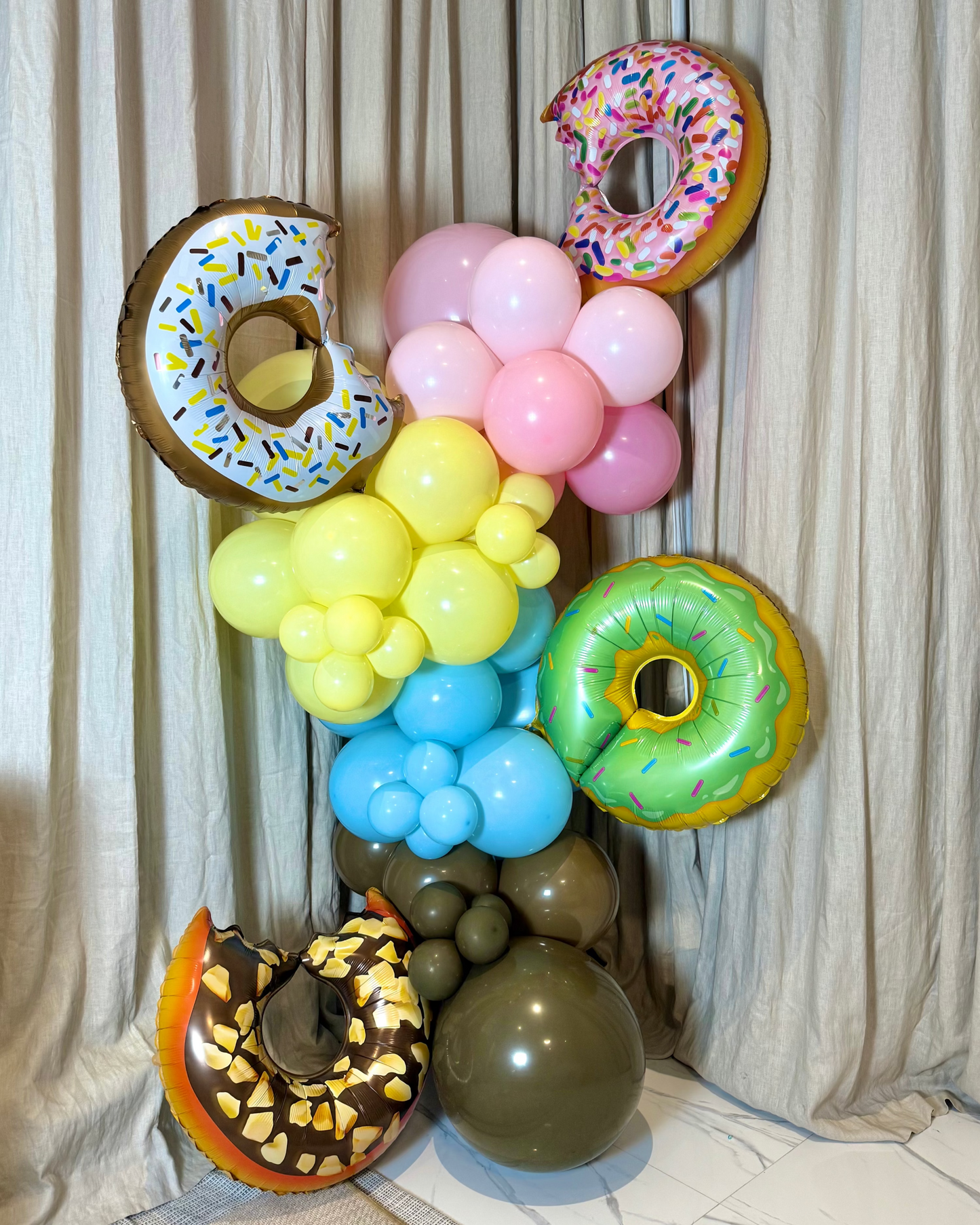 Organic Balloon Garland