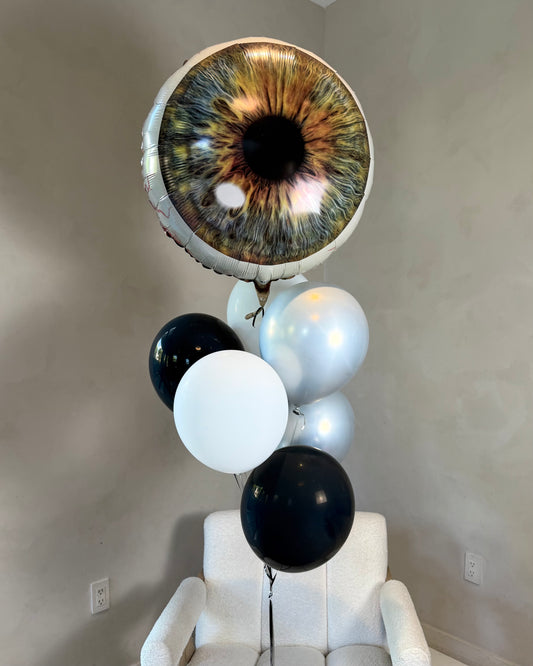 Giant Eye Ball Halloween Balloon Bouquet With 6 Balloon Bouquet With Weight